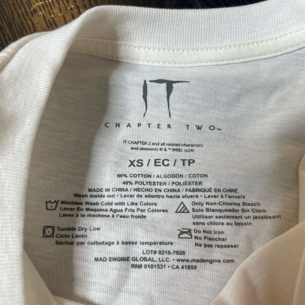 IT II 2 Clown Movie Tee Shirt White Red New‎ NWT Extra Small XS Short Sleeve - Picture 4 of 4